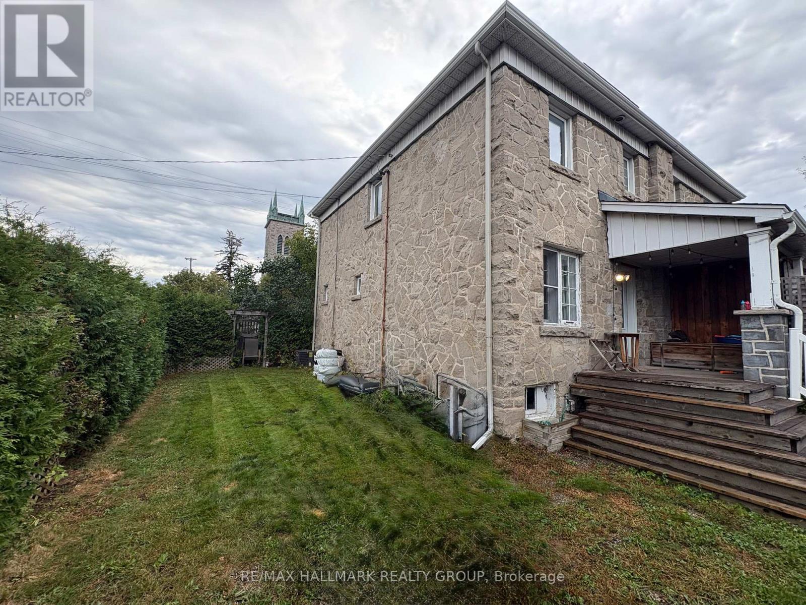 192 Bayswater Avenue — photo 18