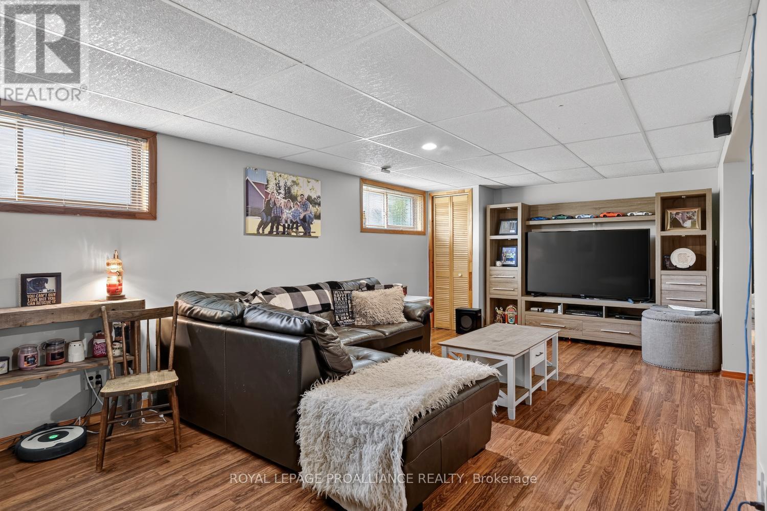 2950 Merwin Lane — photo 29