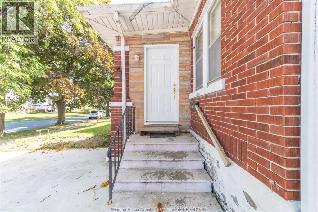 2137 York Street — photo 14