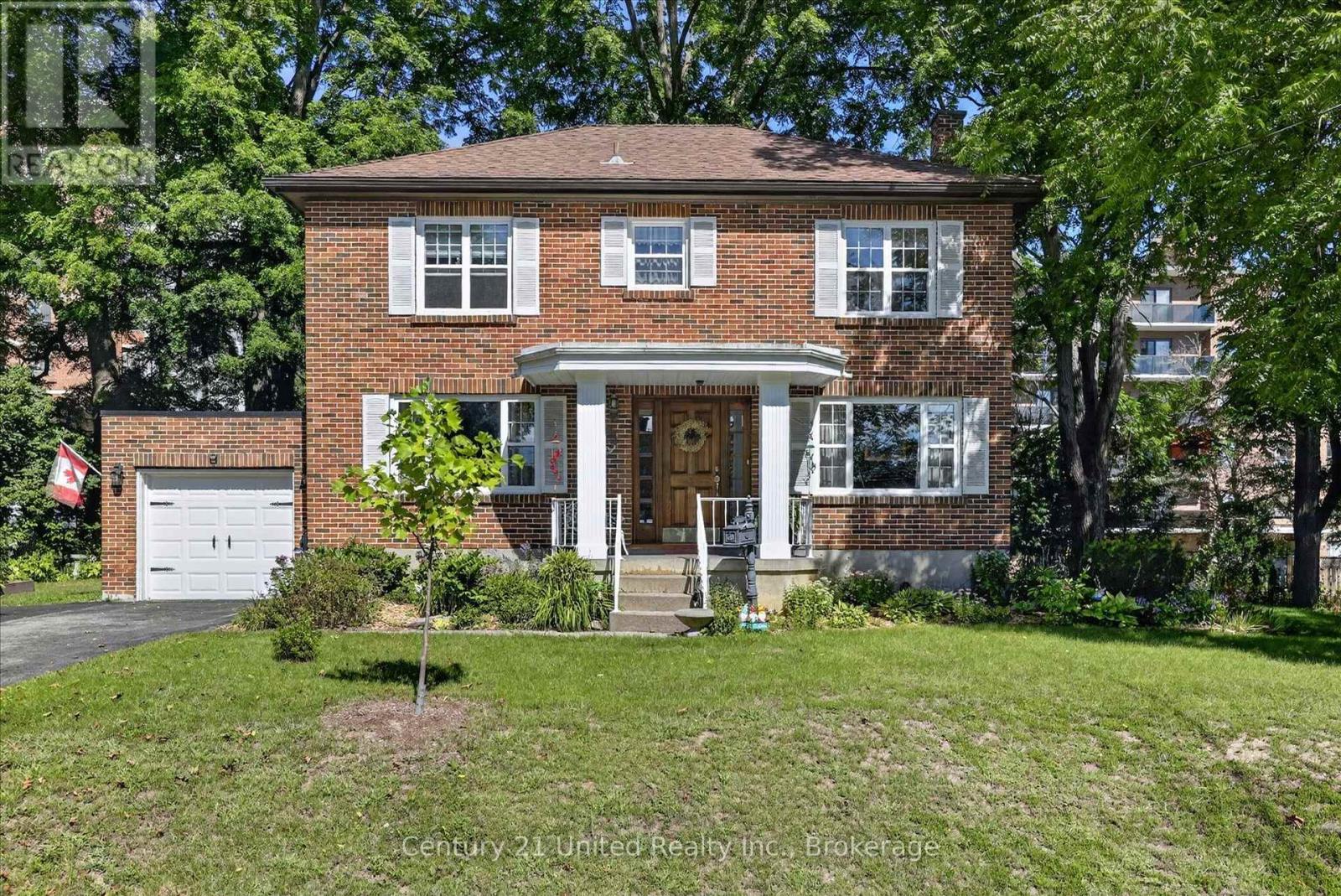 6 Middleton Drive