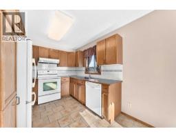 106 Elizabeth Way SE - photo 5