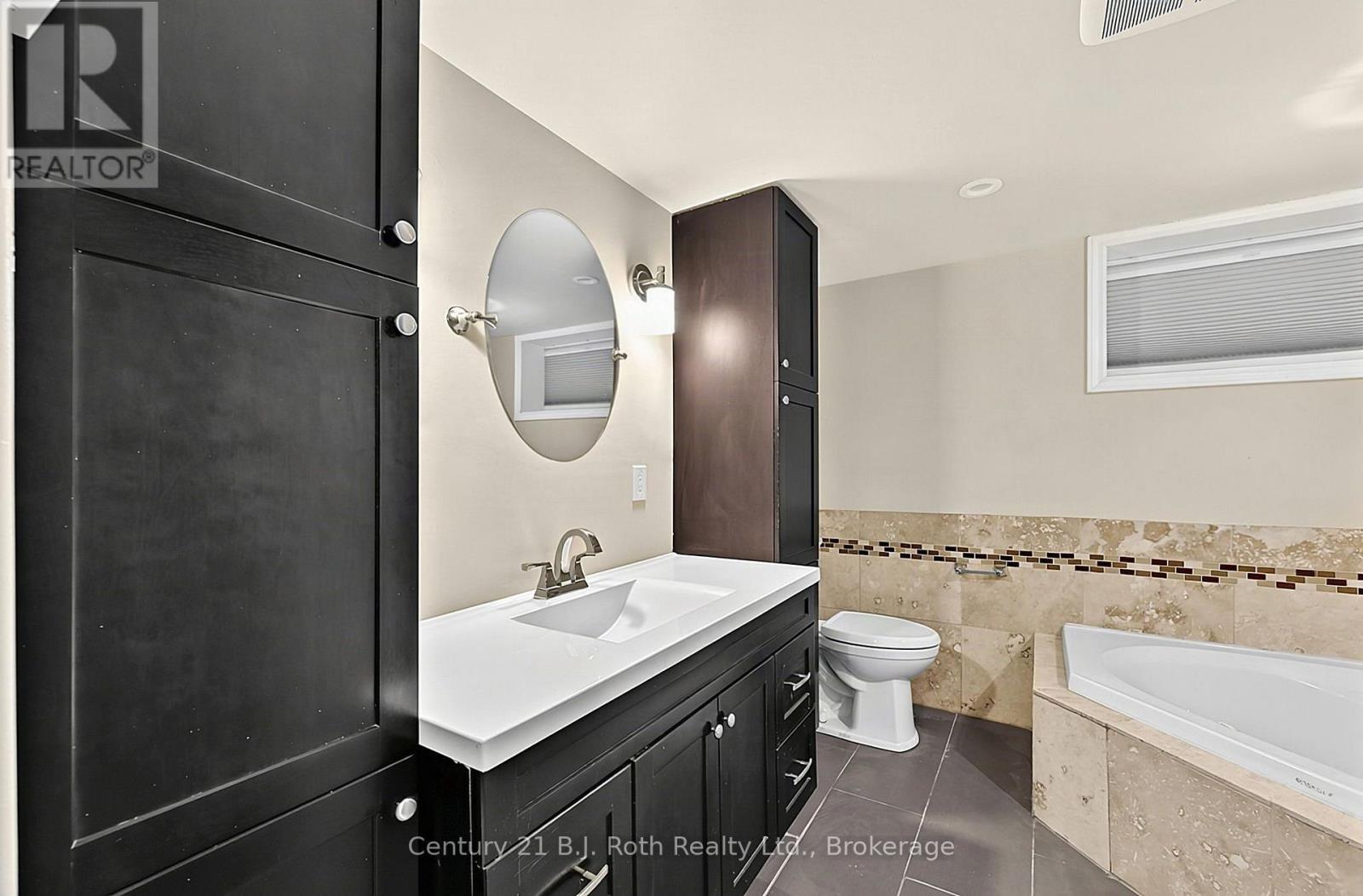 1754 South Sparrow Lake Road — photo 42