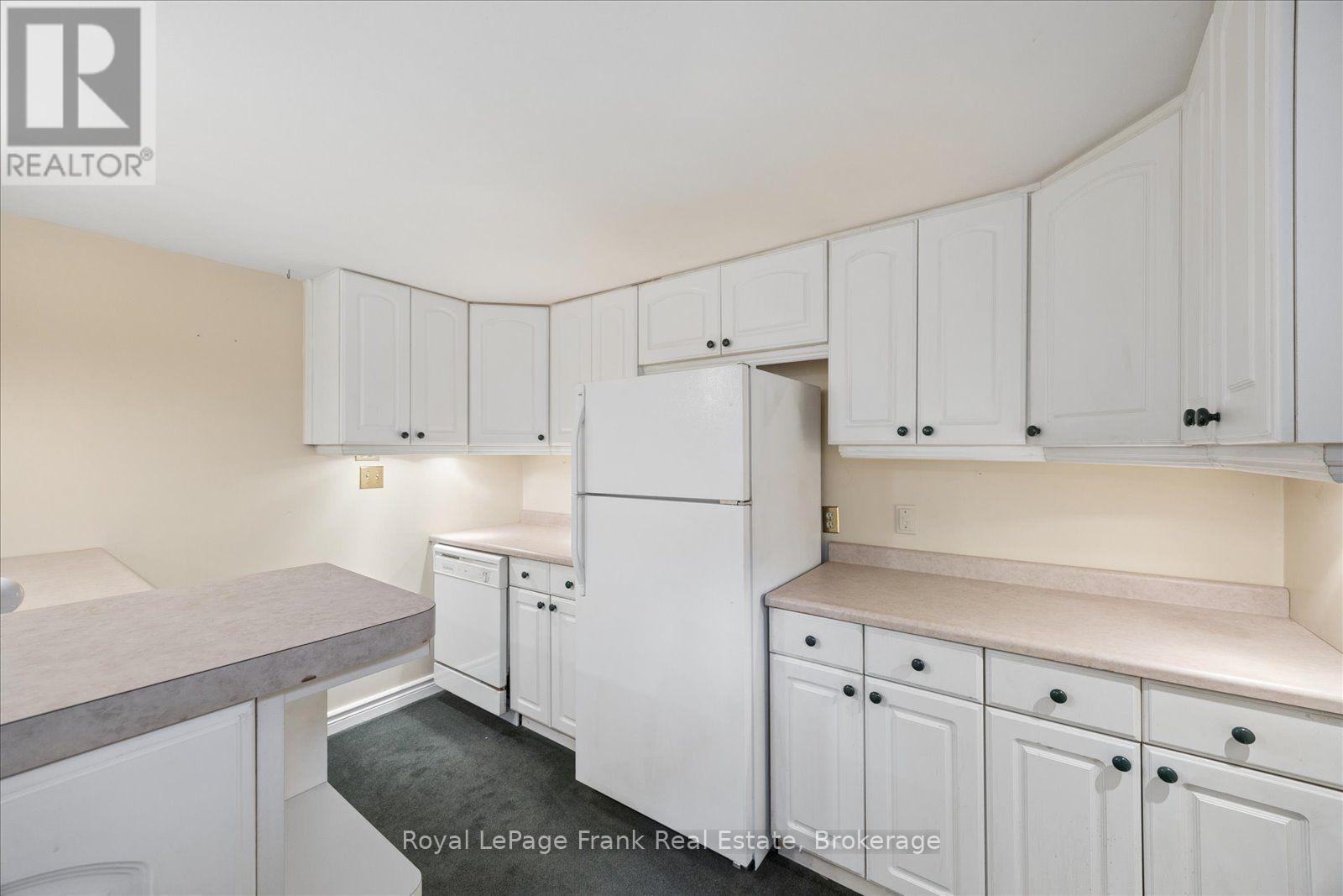 10 Sunicrest Boulevard — photo 21