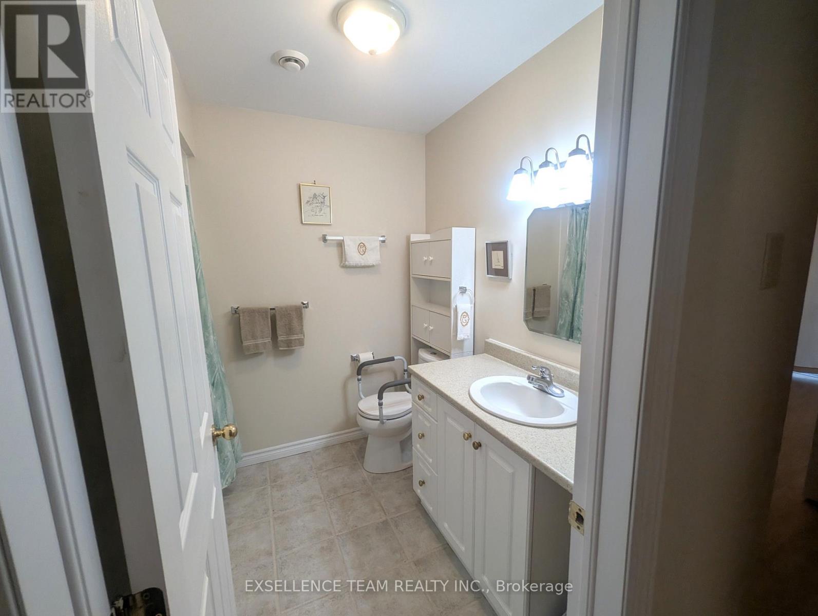 13 ST LAWRENCE STREET, South Stormont — photo 12