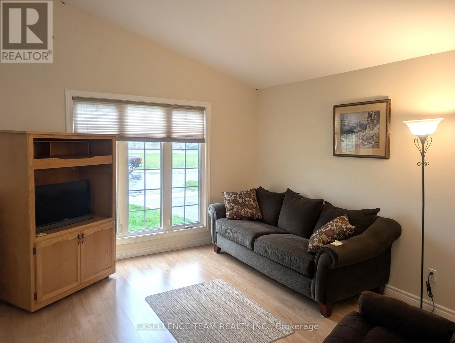 13 ST LAWRENCE STREET, South Stormont — photo 9
