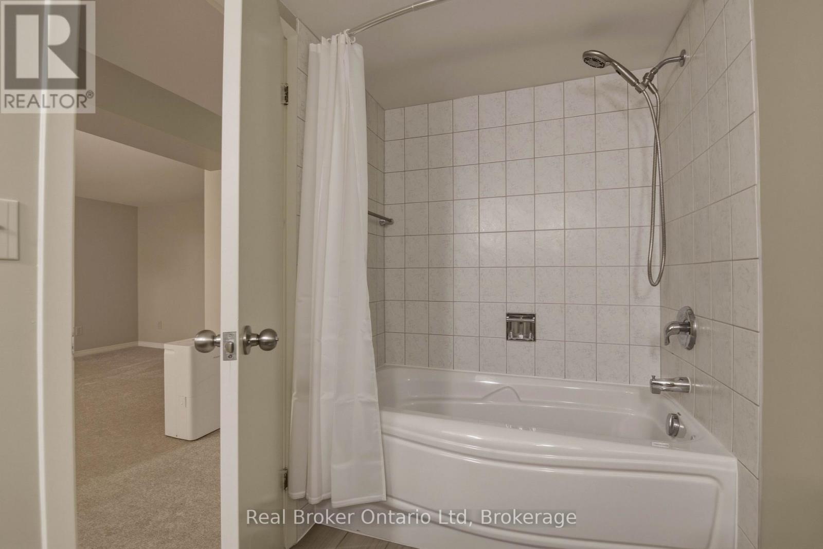 940 5th Avenue East — photo 14