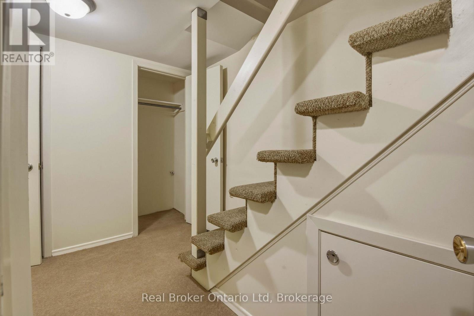 940 5th Avenue East — photo 18