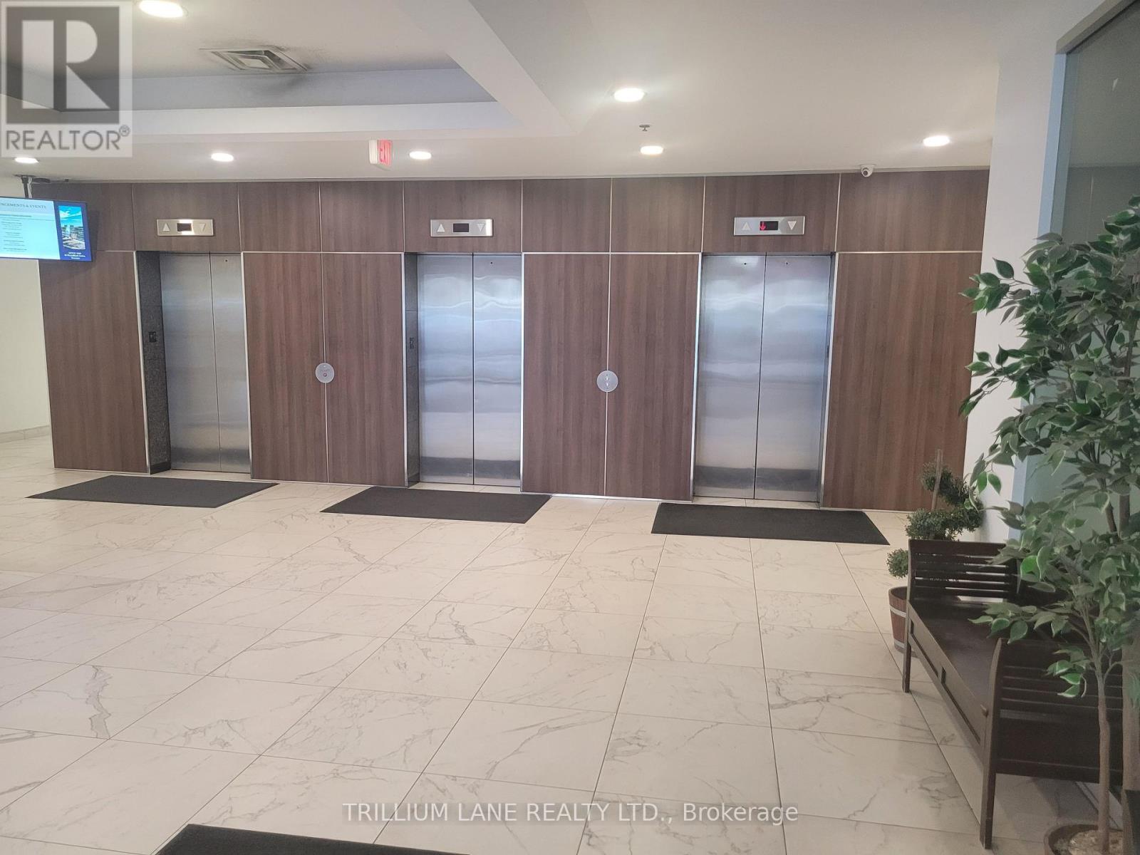 713 B - 18 WYNFORD DRIVE, Toronto (Banbury-Don Mills) — photo 3