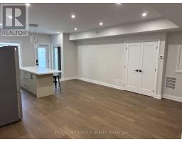94 Saint Clarens Avenue, Toronto, ON M6K2S5 Photo 9