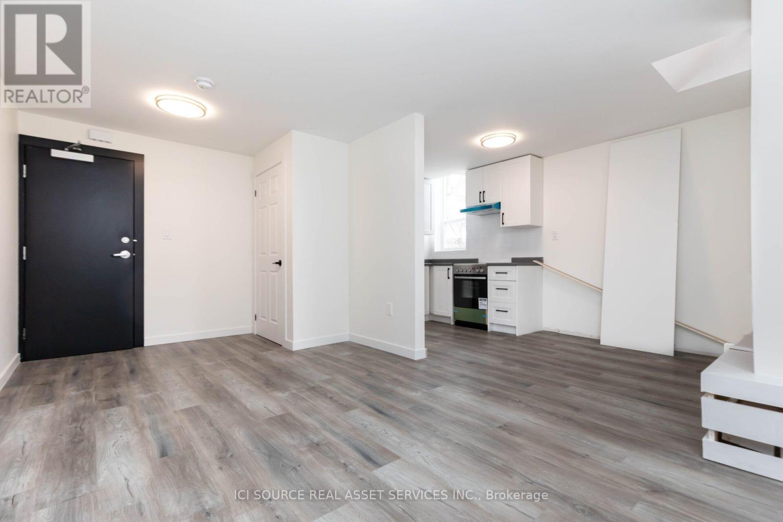 55 MADISON AVENUE, Toronto (Annex) — photo 9