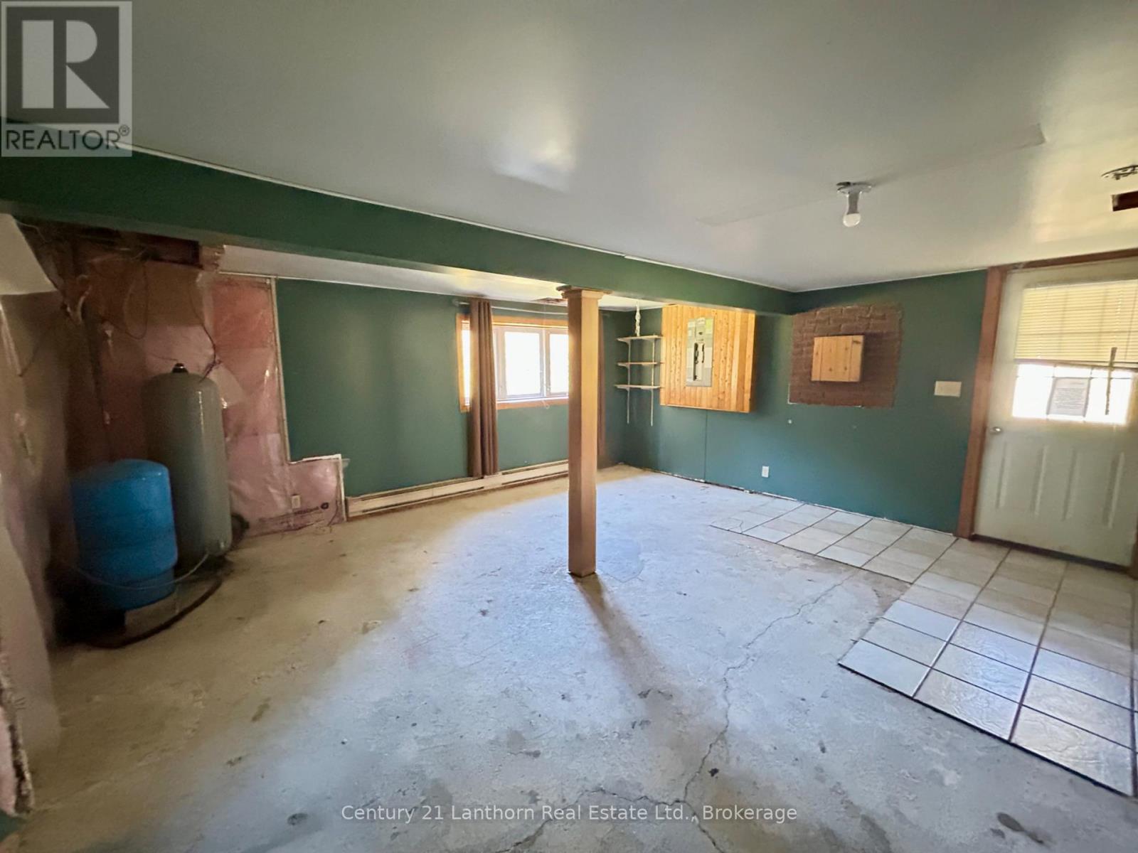 67 ROCKHAVEN CRESCENT - 24