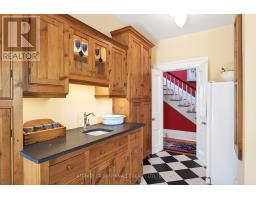Family room - 145 King Street, Kawartha Lakes, ON K0M2T0 Photo 9