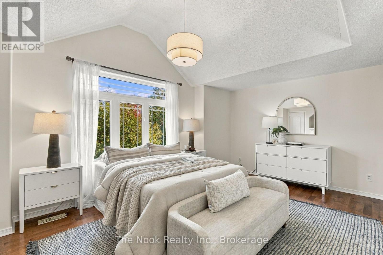 33 Laing Court — photo 35