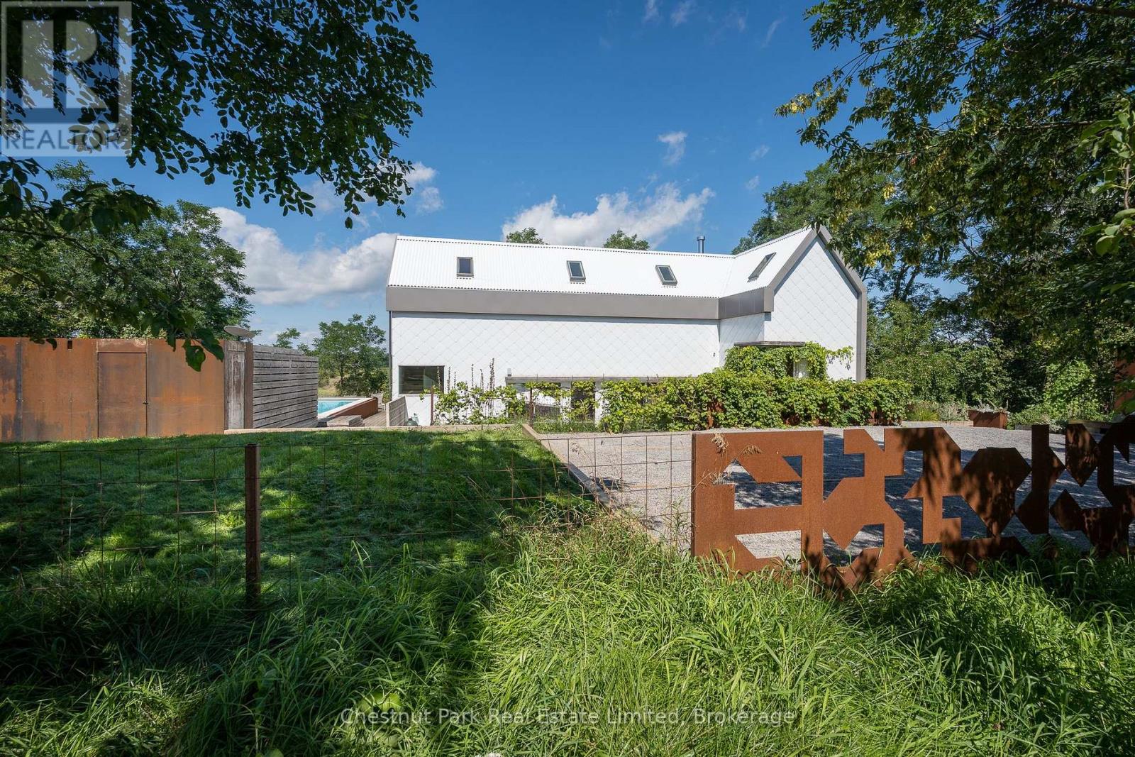 82 WILSON ROAD - 2