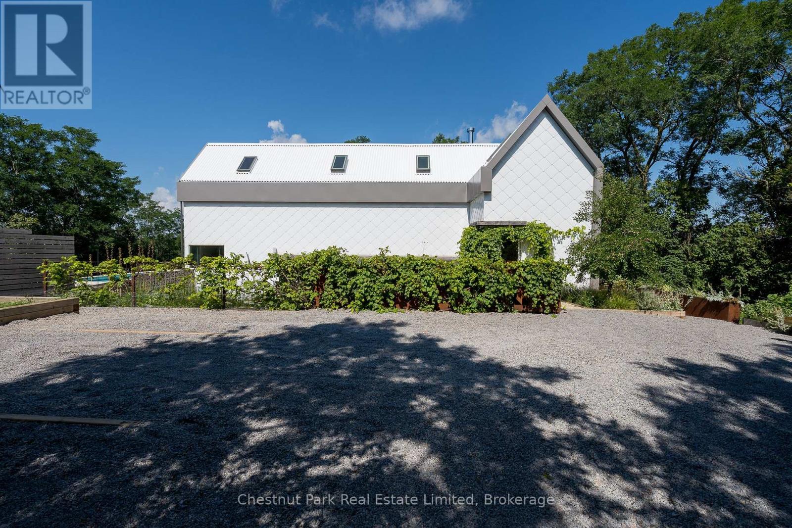 82 WILSON ROAD, Prince Edward County (Hallowell Ward) — photo 3