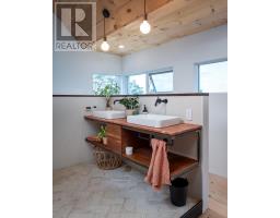 82 Wilson Road, Prince Edward County, ON K0K1G0 Photo 22