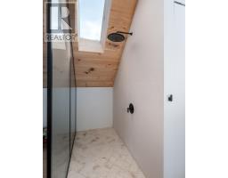 82 Wilson Road, Prince Edward County, ON K0K1G0 Photo 24