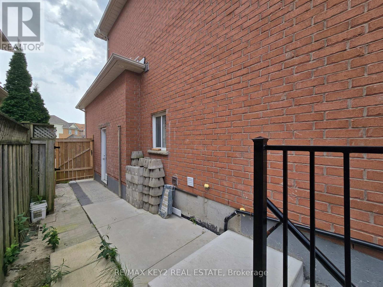 45 BALL CRESCENT, Whitby (Williamsburg) — photo 12
