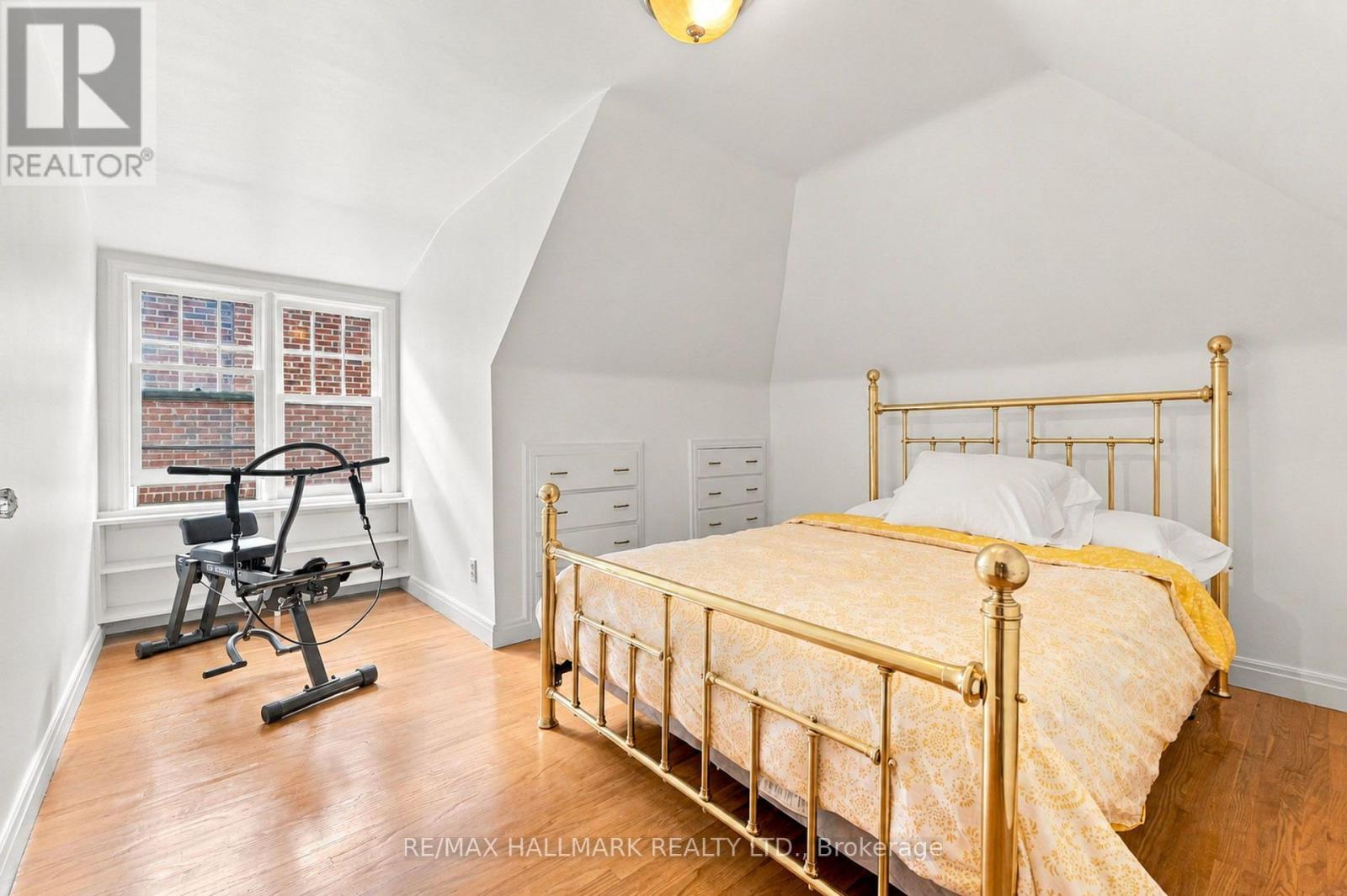 57 ATHLONE ROAD - 27