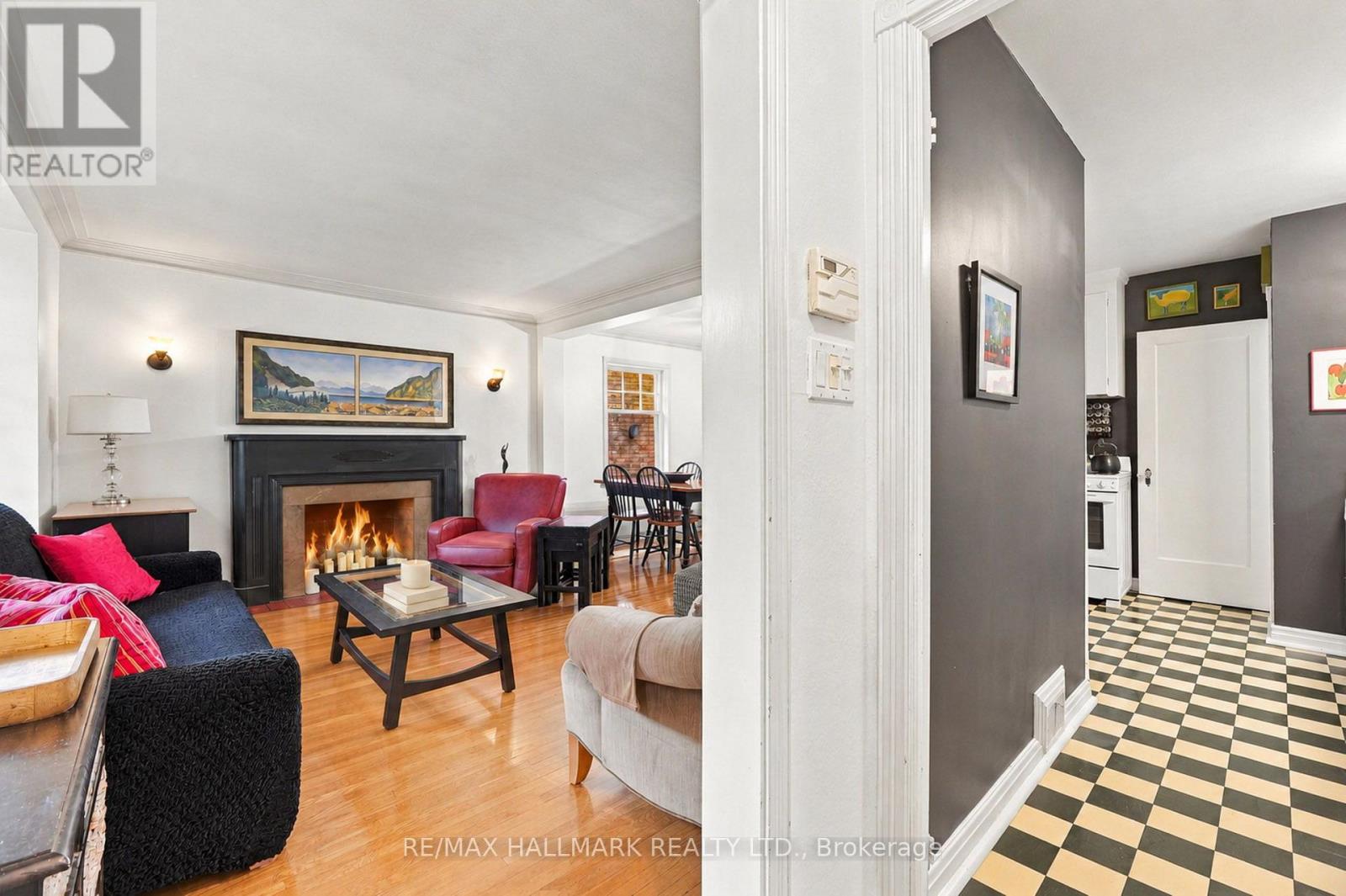 57 ATHLONE ROAD, Toronto (East York) — photo 3