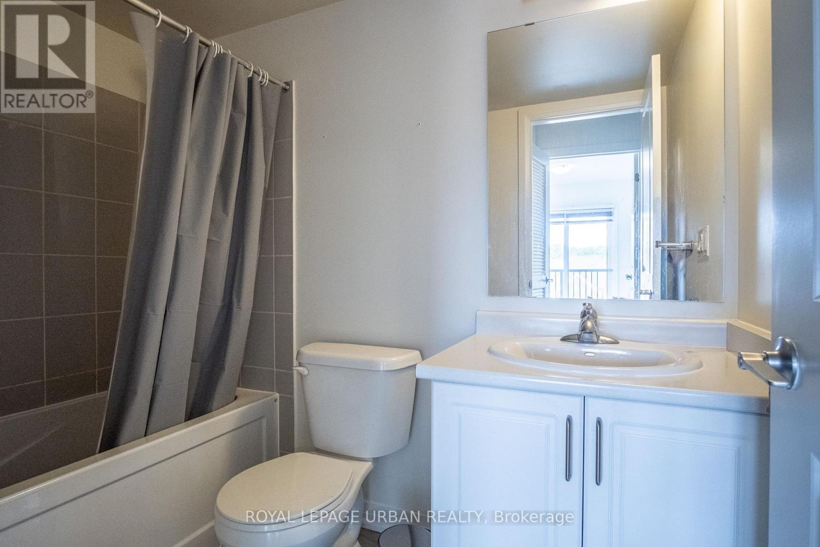 1313- 2635 William Jackson Drive, Pickering, ON photo 18