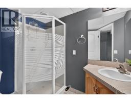 9, 567 Edmonton Trail NE - photo 31