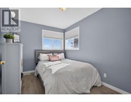 9, 567 Edmonton Trail NE - photo 27