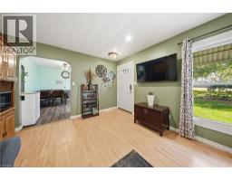 Living room - 7480 Rd 164, Atwood, ON N0G1B0 Photo 11
