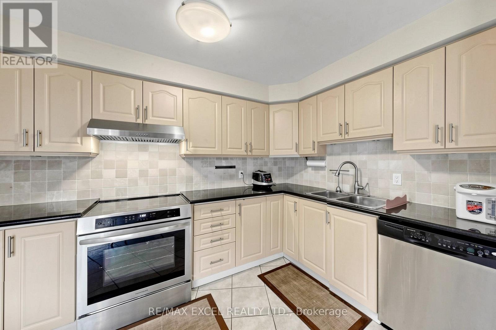 55 - 65 QUAIL VALLEY LANE, Markham (German Mills) — photo 12