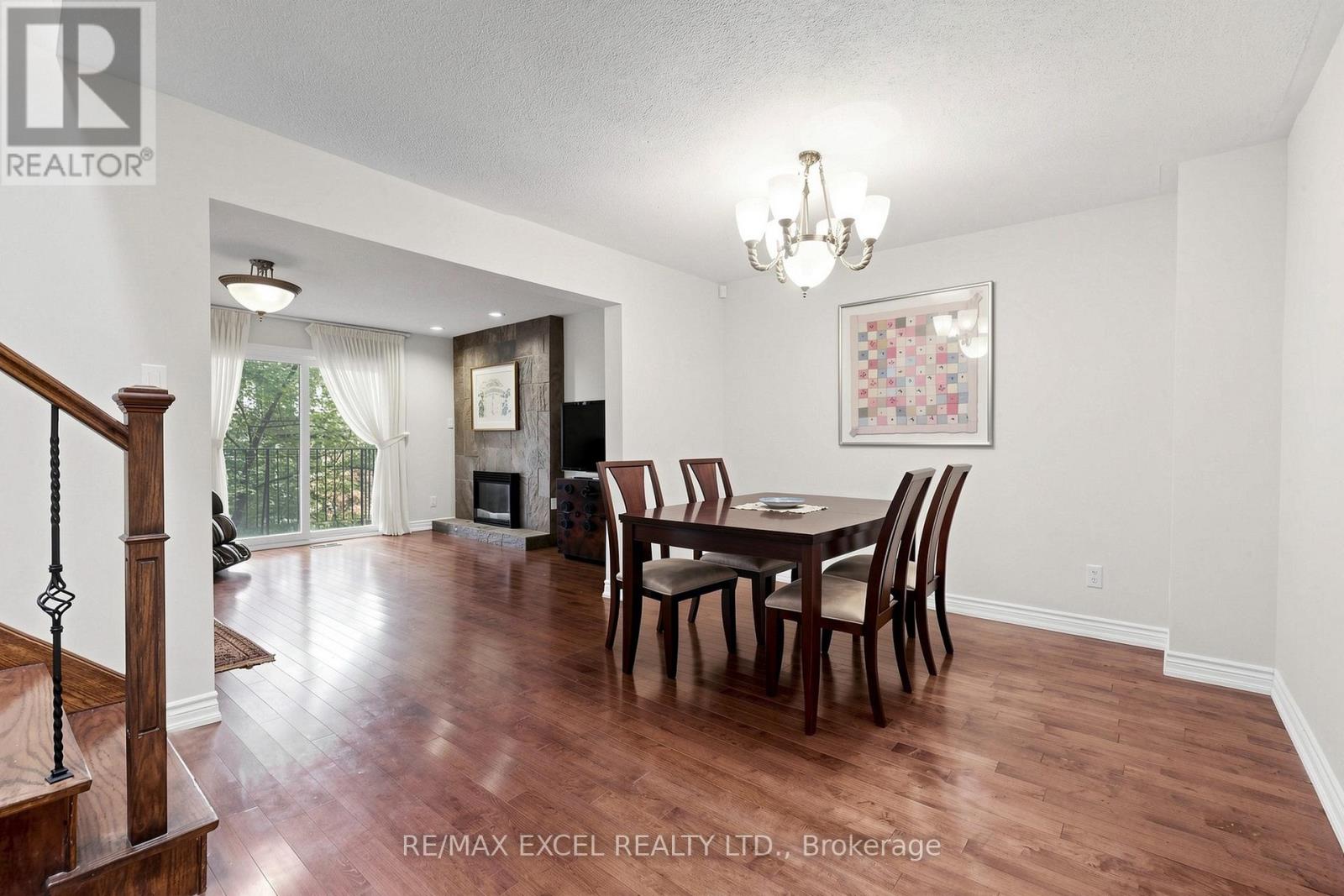 55 - 65 QUAIL VALLEY LANE, Markham (German Mills) — photo 6