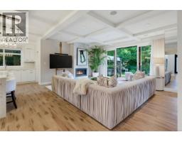 3015 Eastdowne Rd, Oak Bay, BC V8R5S1 Photo 16