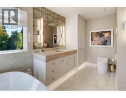 3015 Eastdowne Rd, Oak Bay, BC V8R5S1 Photo 49