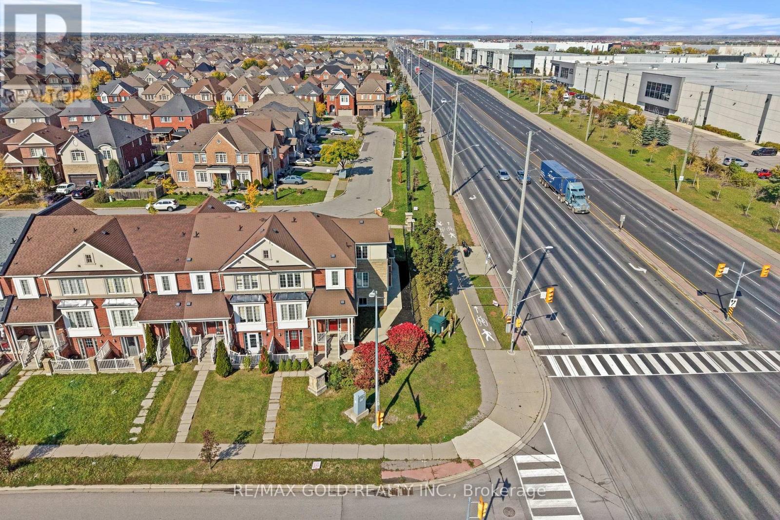 2 BELLCHASE TRAIL, Brampton (Bram East) — photo 4