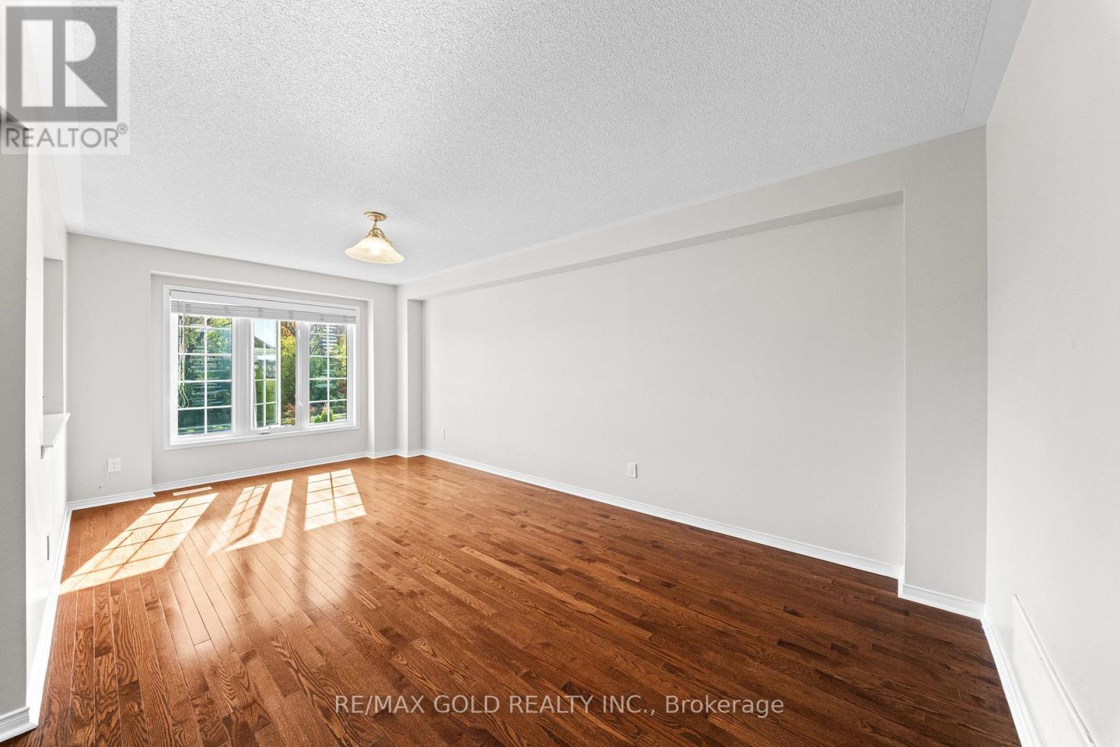 2 BELLCHASE TRAIL, Brampton (Bram East) — photo 8