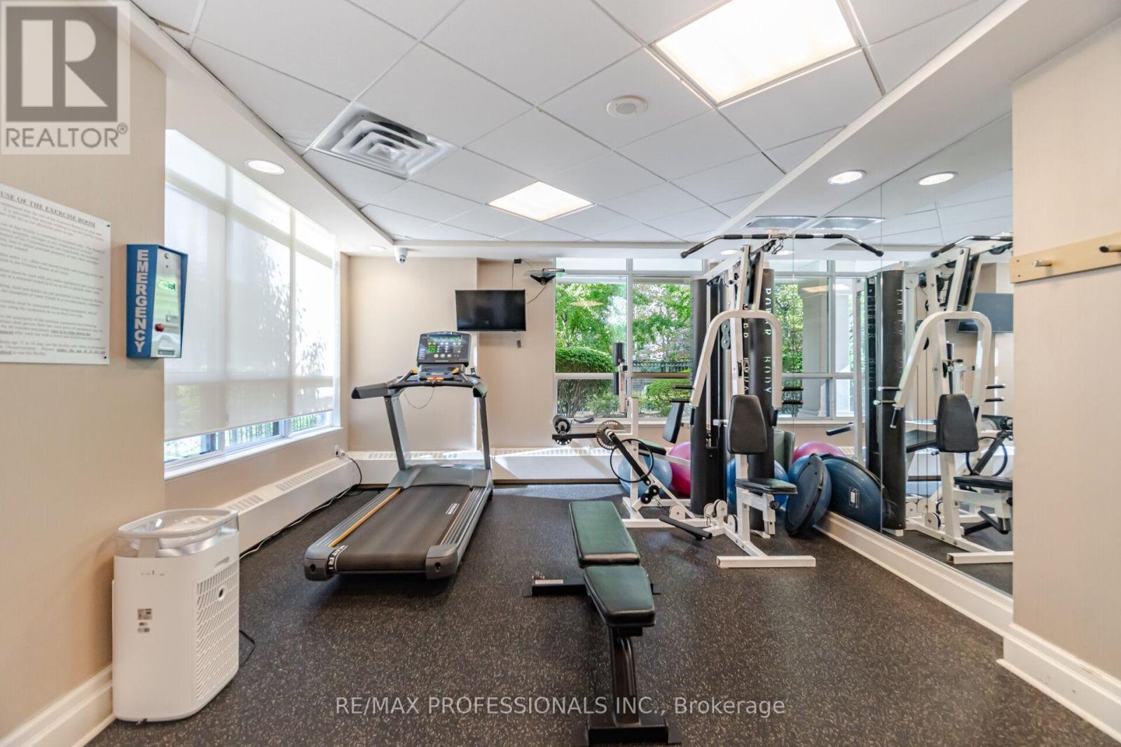 901- 2 Aberfoyle Crescent North, Toronto, ON photo 25