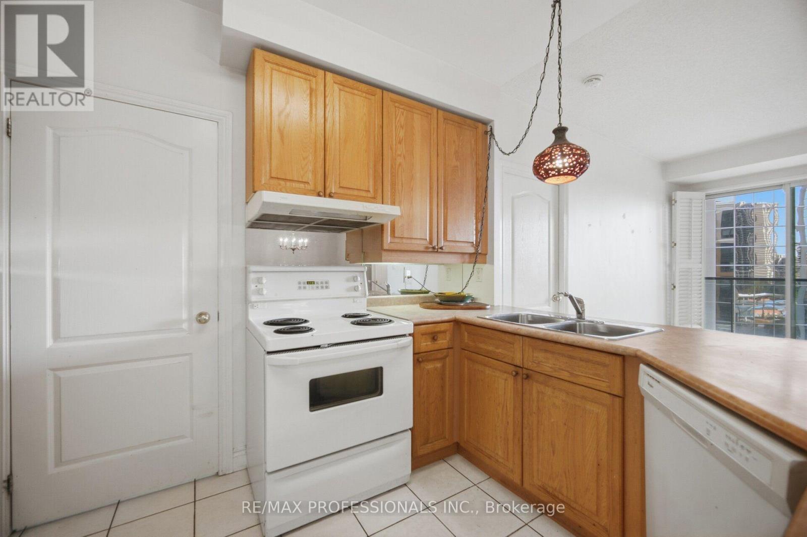 901 - 2 ABERFOYLE CRESCENT N, Toronto (Islington-City Centre West) — photo 8