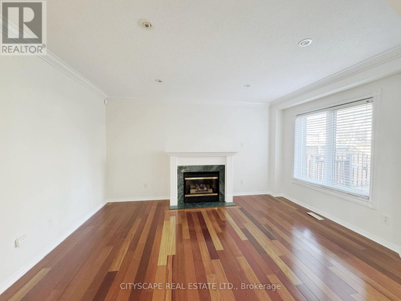 5615 WHITEHORN AVENUE - 6