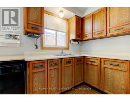 41 Greenleaf Crescent, Brampton, ON L6X2V5 Photo 17