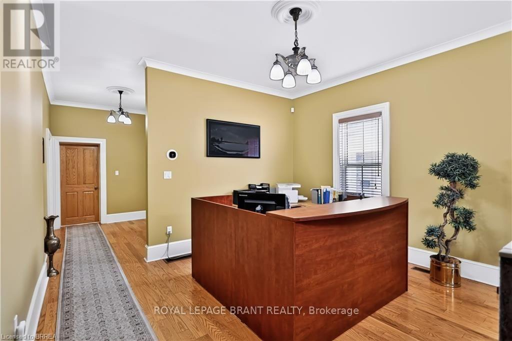 241 Brant Avenue — photo 15