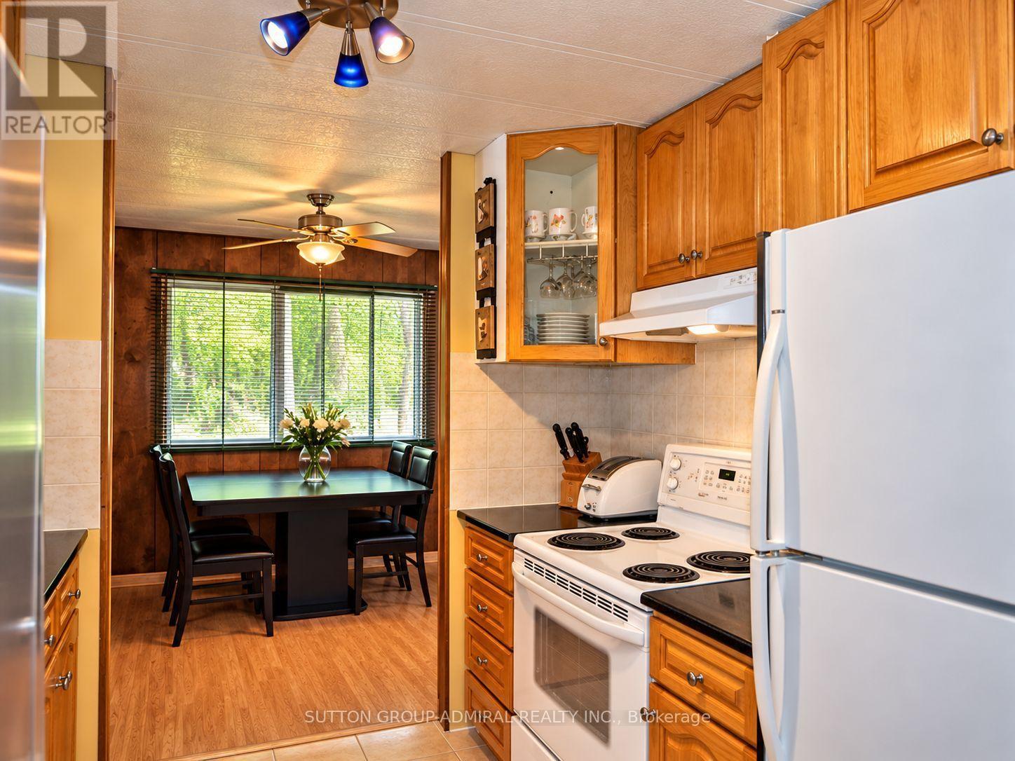 1019 LOYALIST DRIVE, Minden Hills (Lutterworth) — photo 2