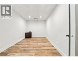 4859 Johnston Rd, Port Alberni, BC V9Y5M2 Photo 42
