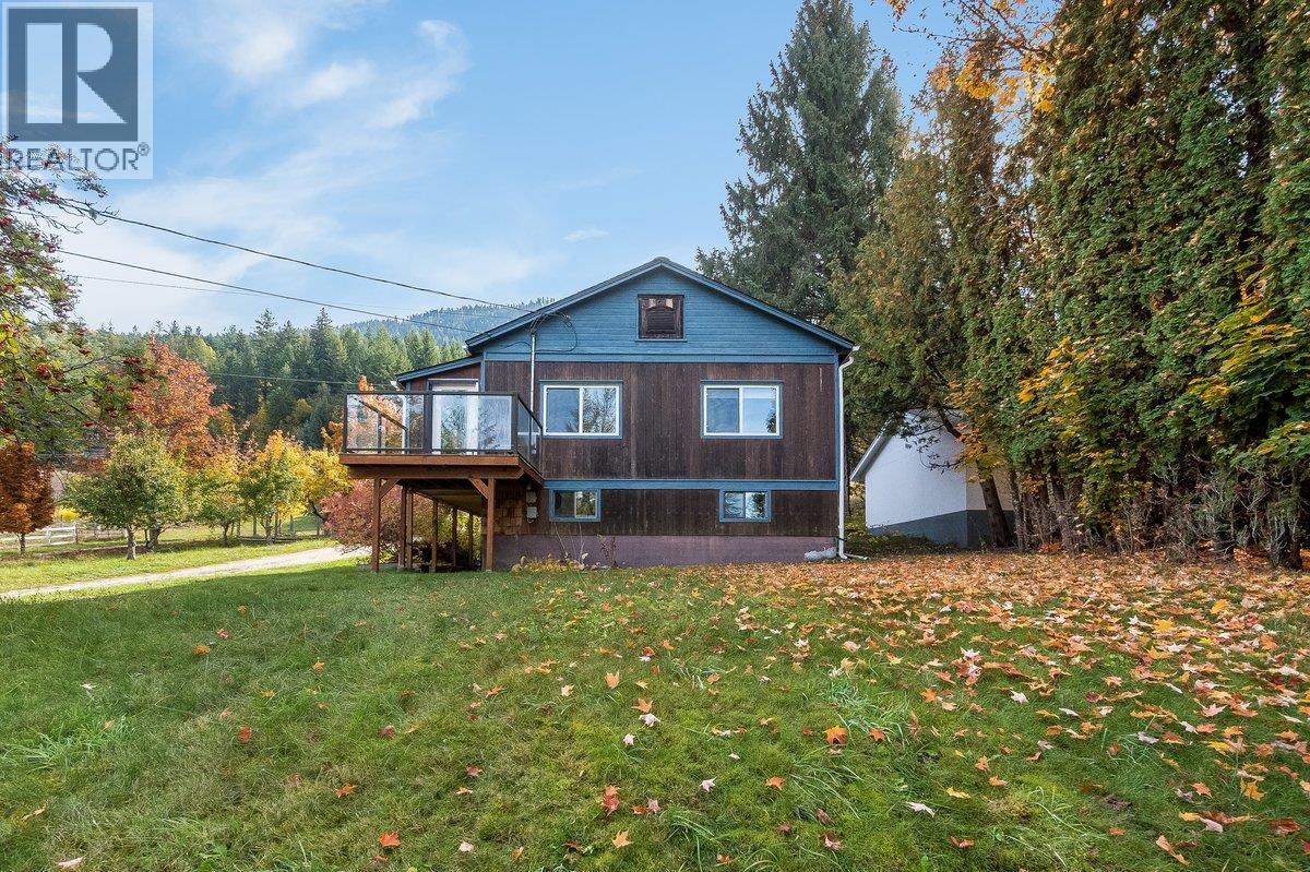 3051 Fofonow Road, Nelson - Image 1