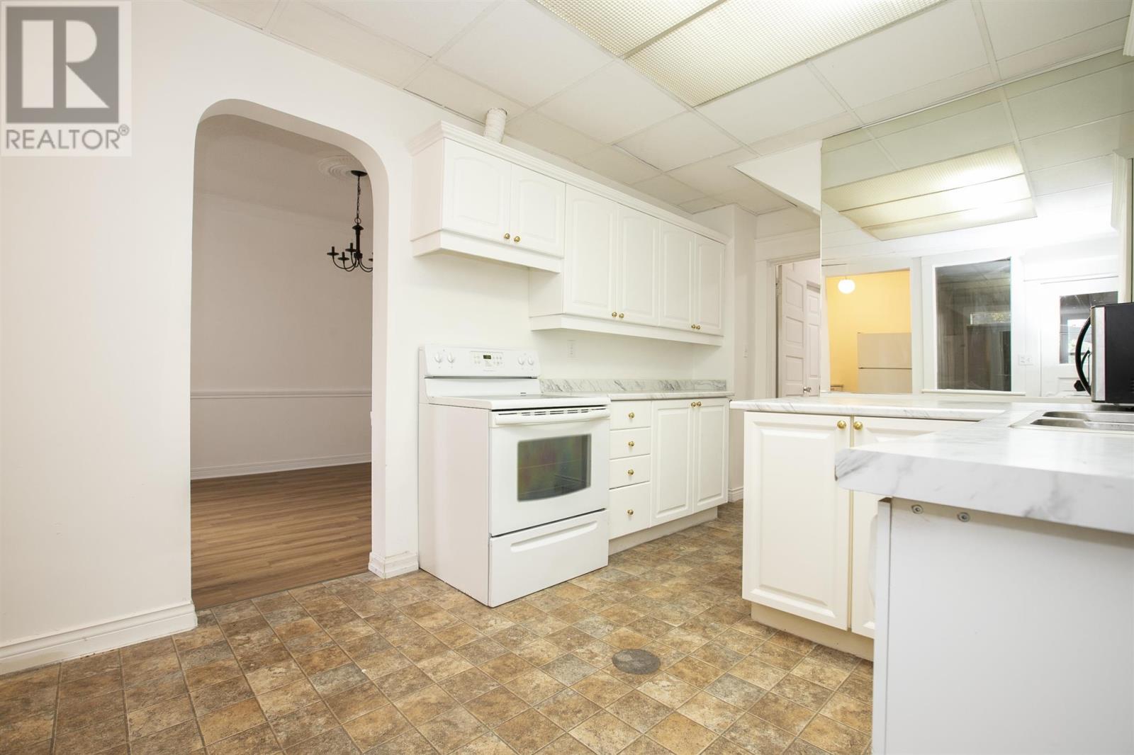 191 Pim ST - 19
