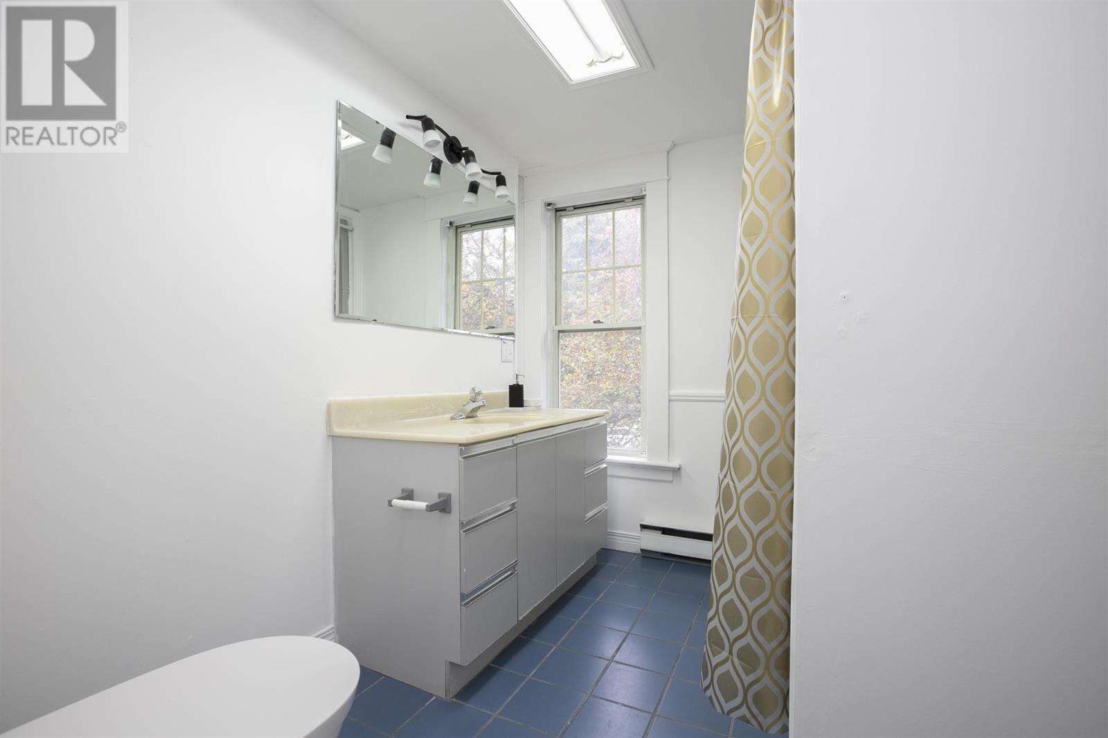 191 Pim ST - 36