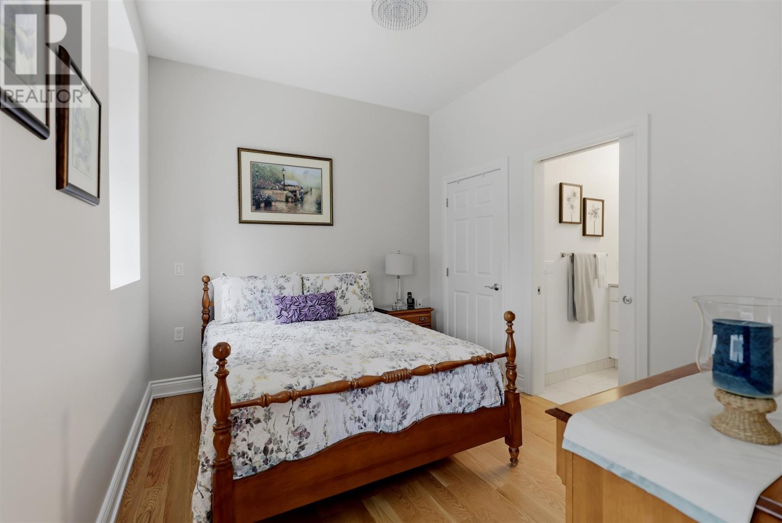 969 Queen St # 205 — photo 15