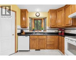 Den - 79 Meadow View Road, Bragg Creek, AB T0L0K0 Photo 10