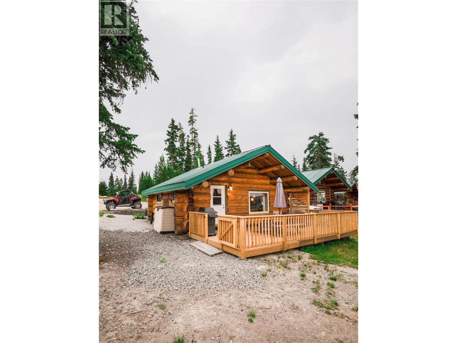 Cabin 10 Hatheume Lake Lodge, Peachland