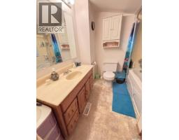 954 Brown Street, Moose Jaw, SK S6H2Z2 Photo 13