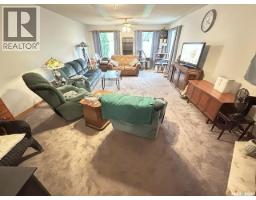 Laundry room - 954 Brown Street, Moose Jaw, SK S6H2Z2 Photo 7