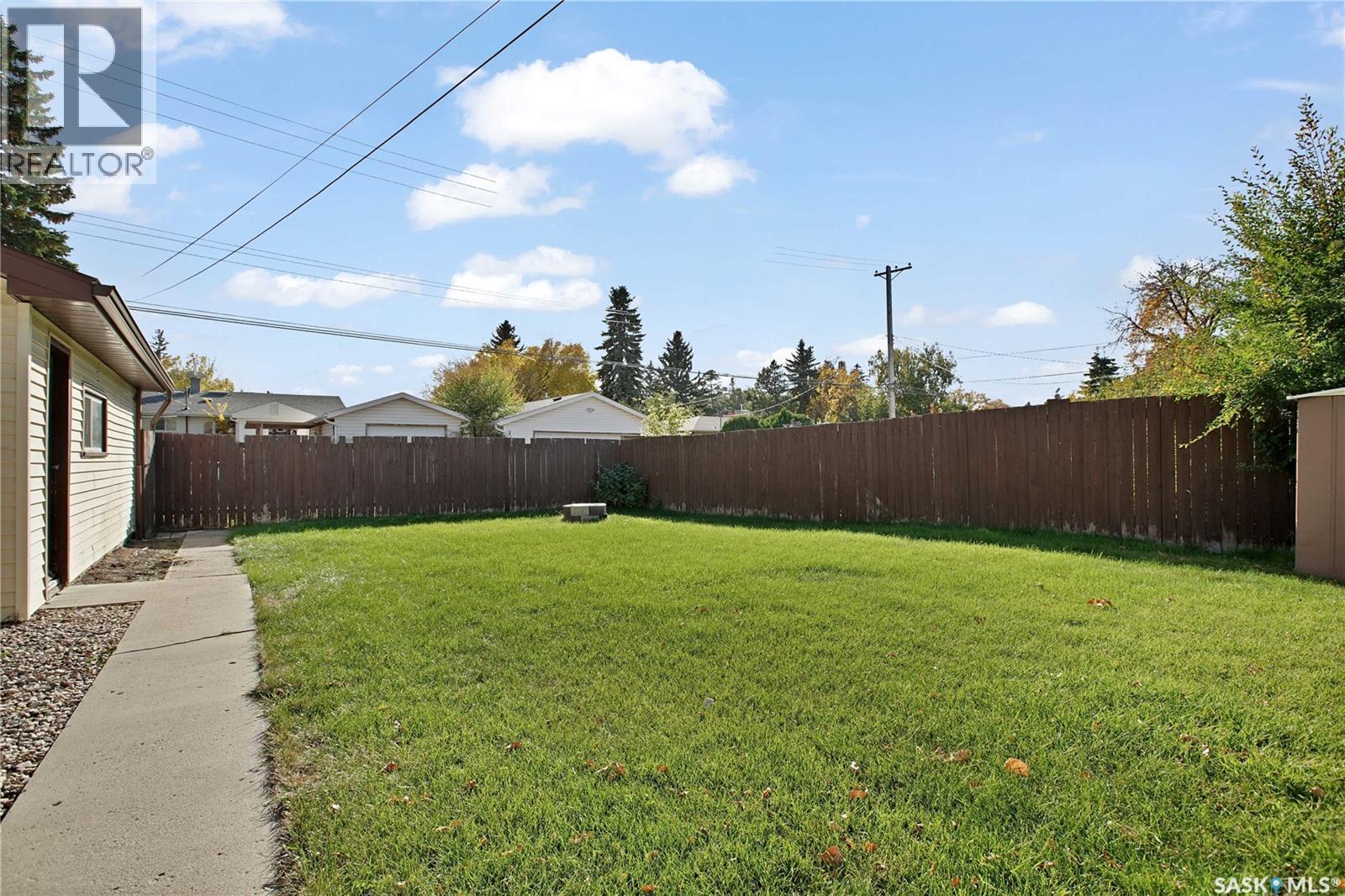 1510 Isabella STREET E - 28